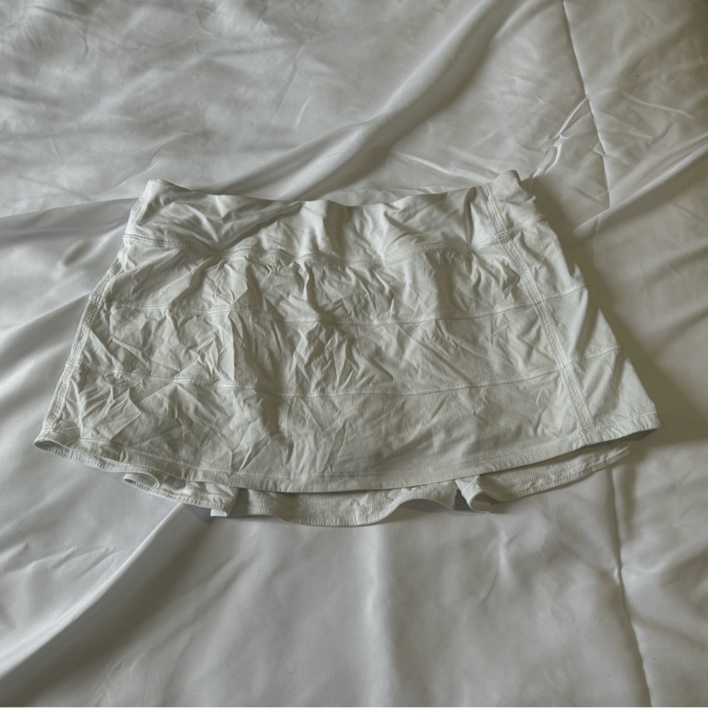 Lululemon white pace rival skirt